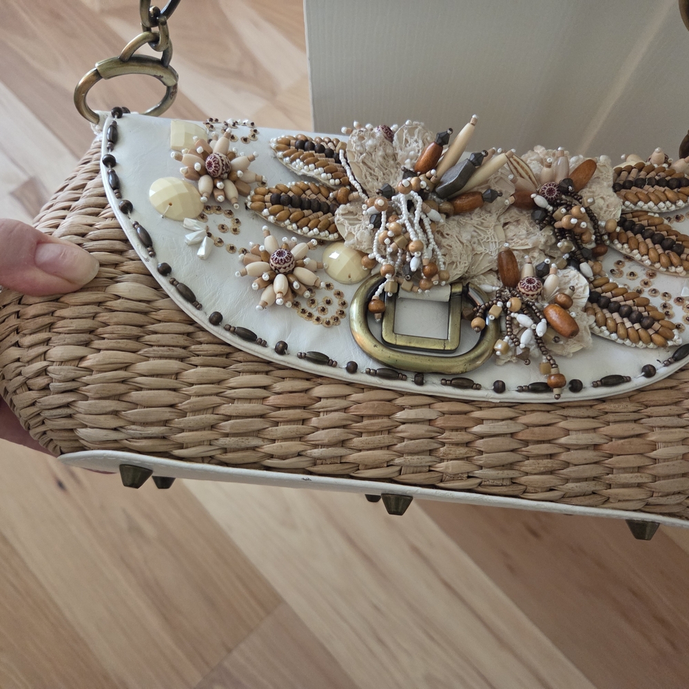 MARY FRANCES Elegant White and Tan Woven Handbag - Picture 5 of 16